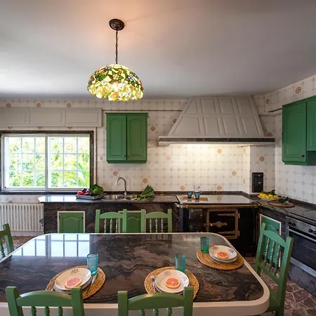Casa Con Piscina A Un Paso De Santiago De Compostela Vila